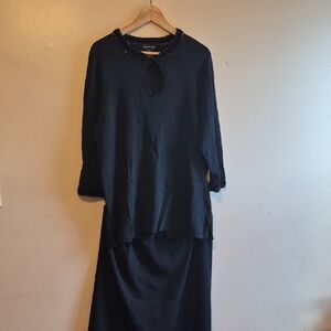 Chic Black Women's Skirt Set